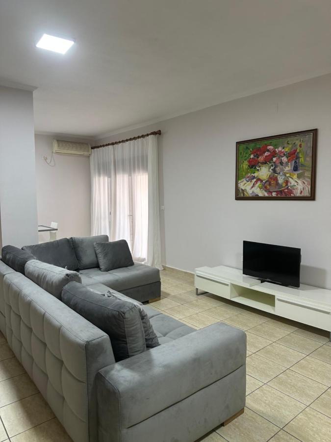Maison Elenoire Apartment *